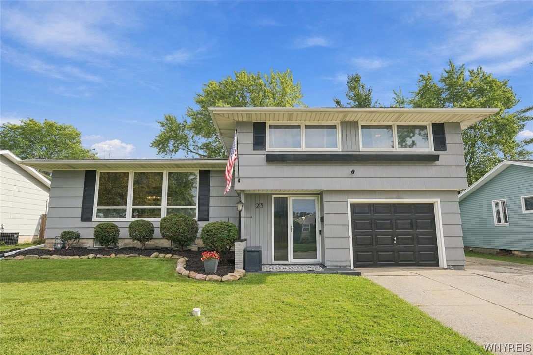 23 Broadmoor Drive — photo