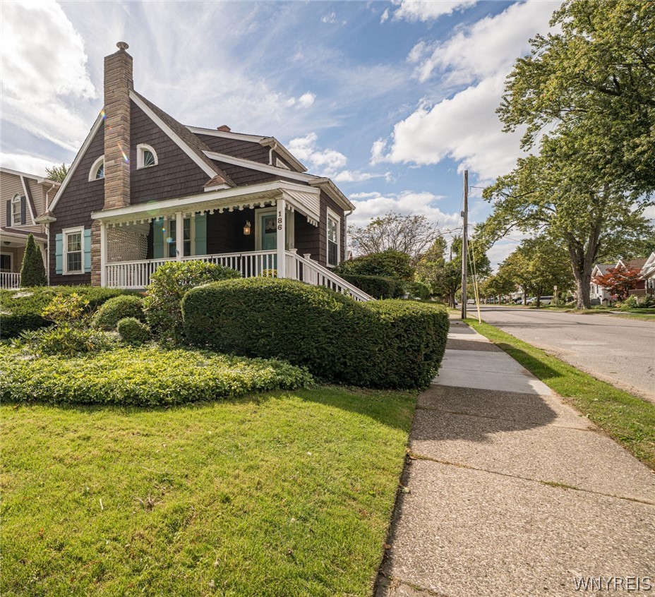 186 Mckinley Parkway — photo