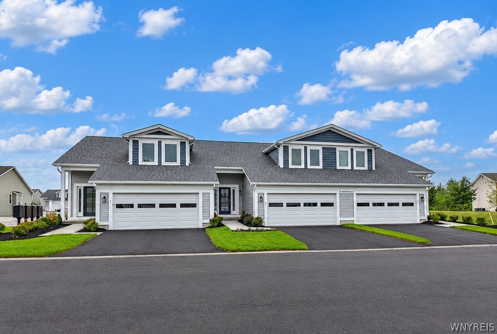 20 Cloverleaf Court Unit 1 — photo