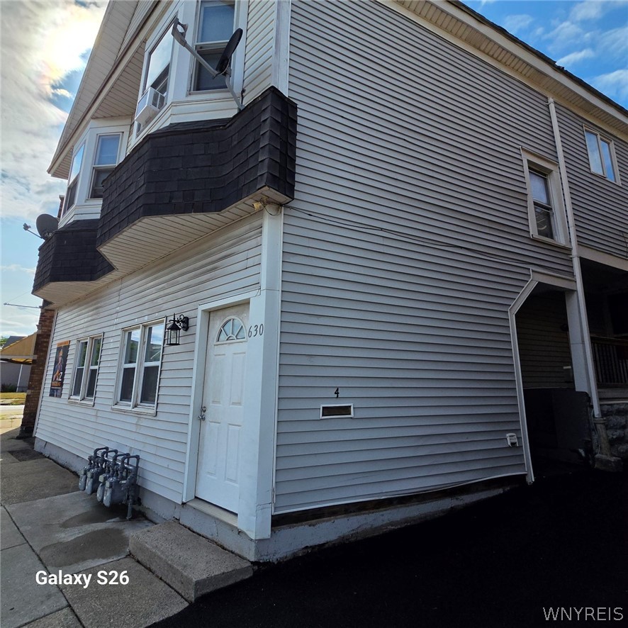 630 Hertel Avenue — photo