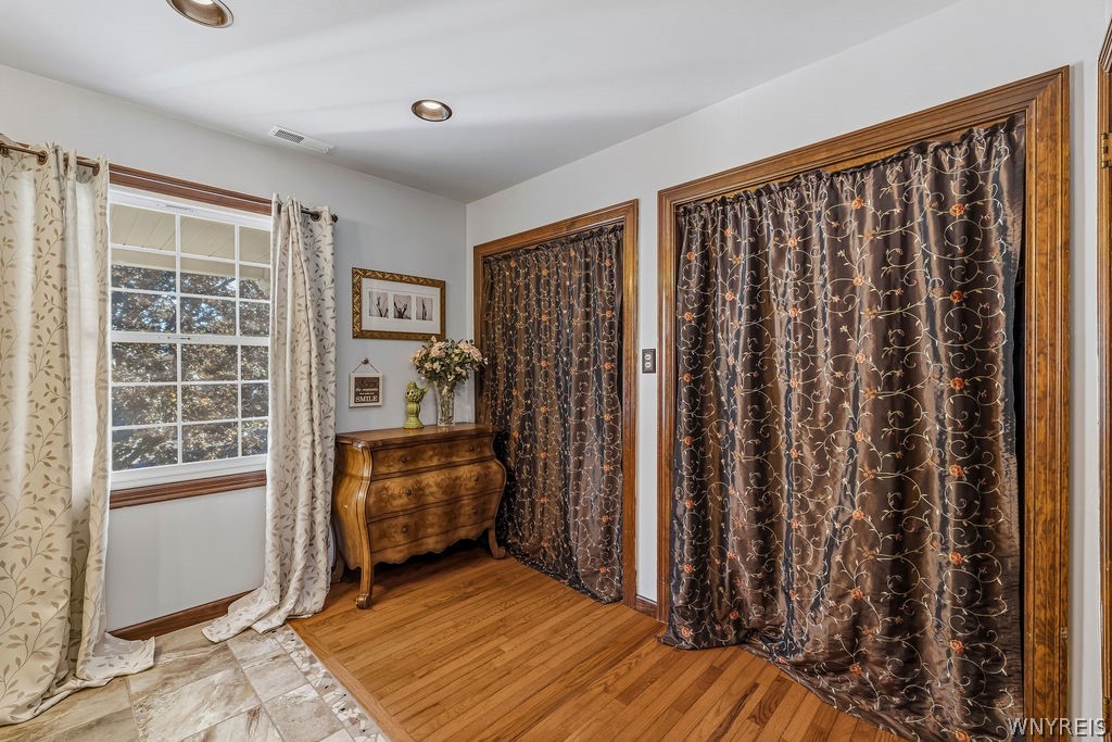 5650 Wendy Circle — photo
