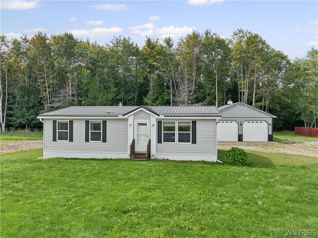 6579 Route 380 — photo
