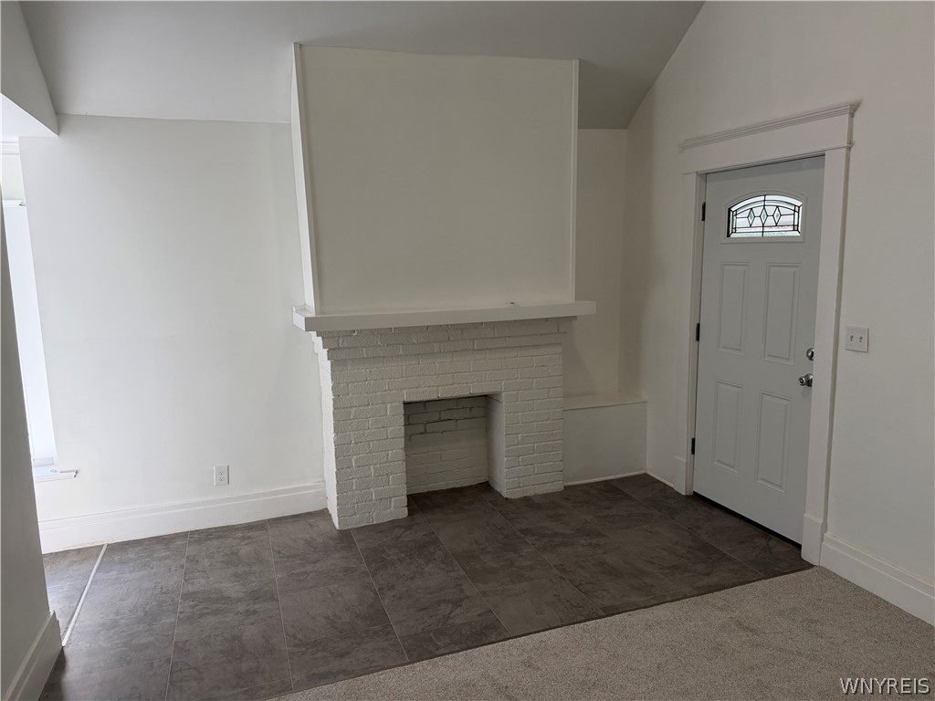 203 Dewitt Street — photo