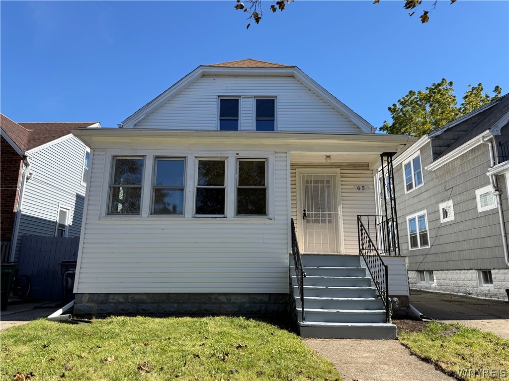 65 Wright Avenue — photo