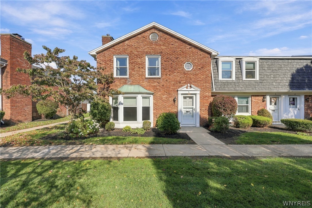 85 Oakbrook Drive Unit L — photo