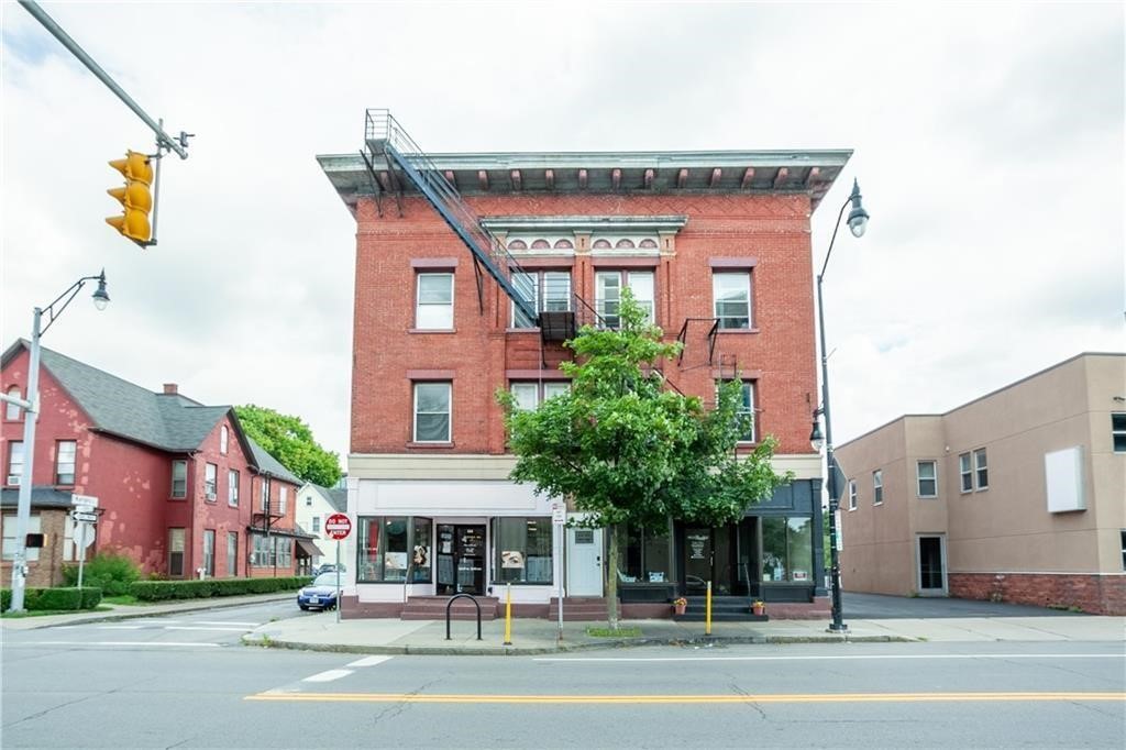 890 S Clinton (store front), Rochester, NY 14620