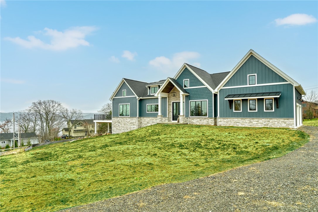 Lot 4 Mile Square Road — photo