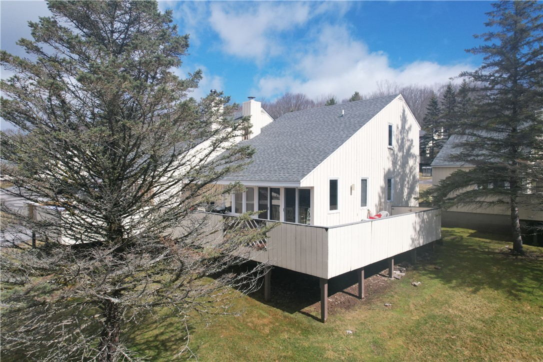 90 Pines Drive 4-3 — photo