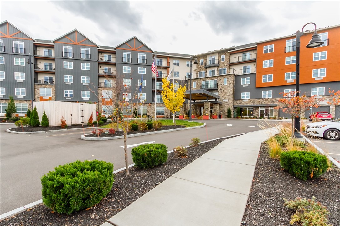 205 Lakeshore Dr #412 — photo