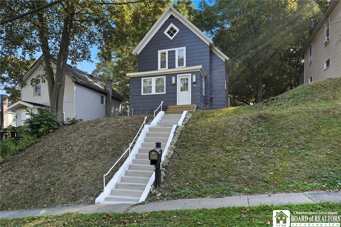 328 North 6th Street — photo