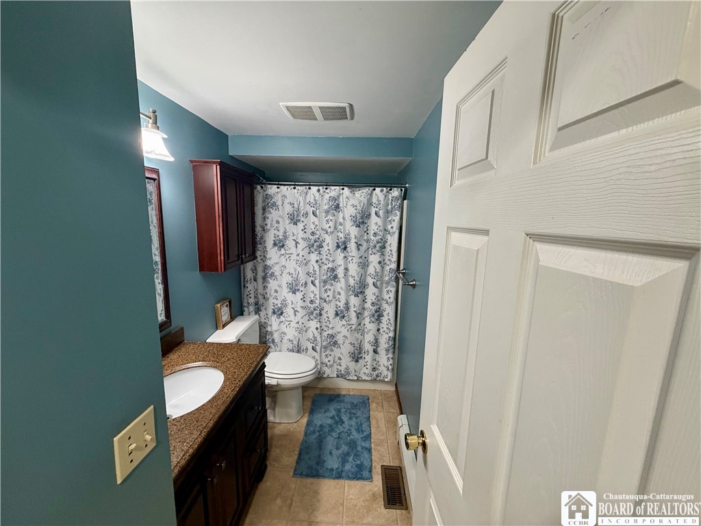 6868 Chaffee Court — photo