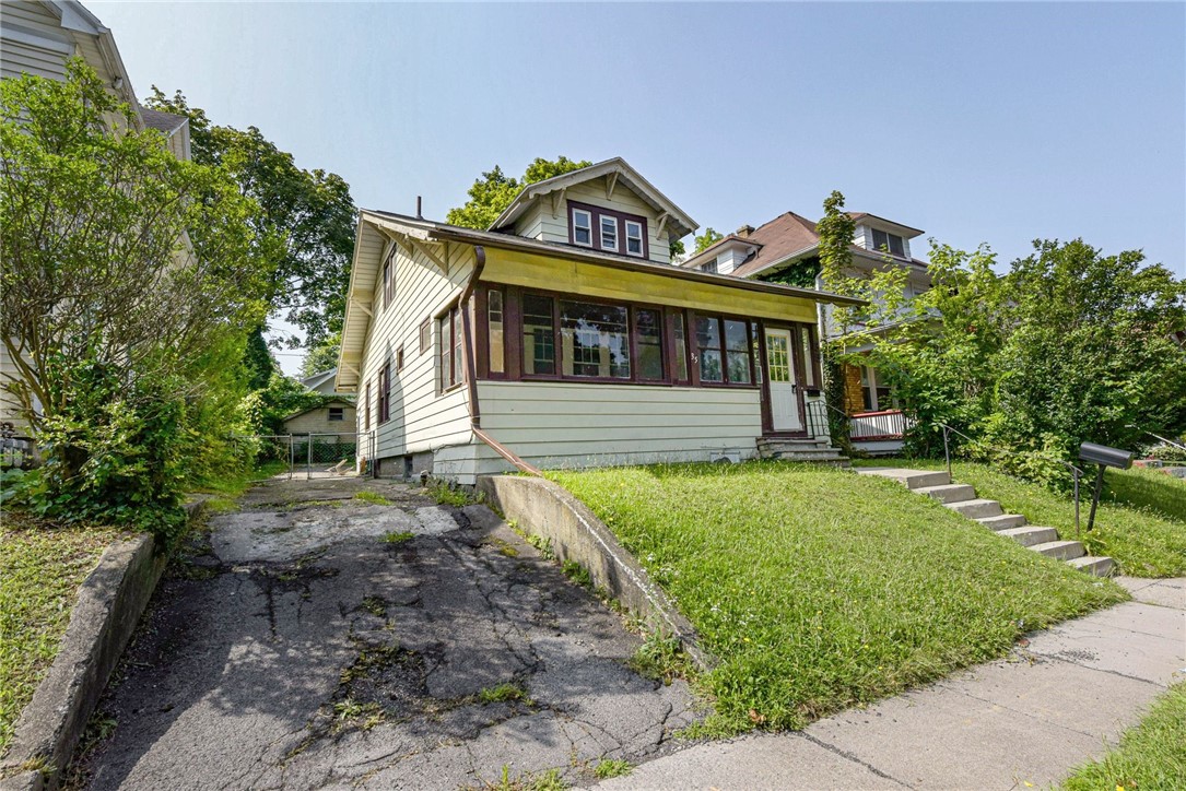 35 Midvale, Rochester, NY 14619