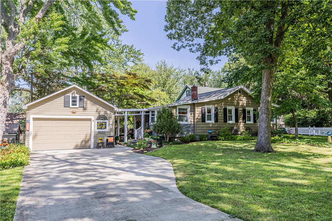 9 Pleasant Avenue — photo