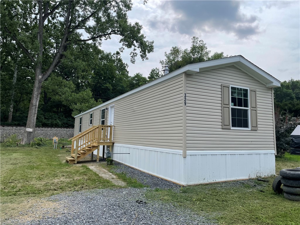 329 Poole Circle — photo