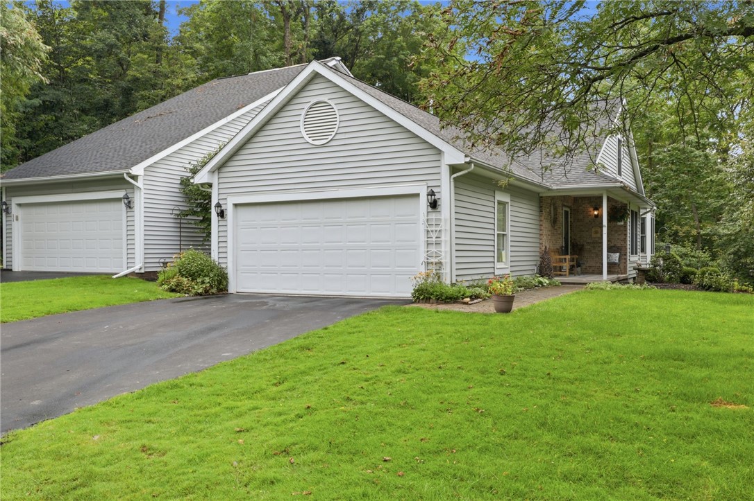 13 Medford Way — photo