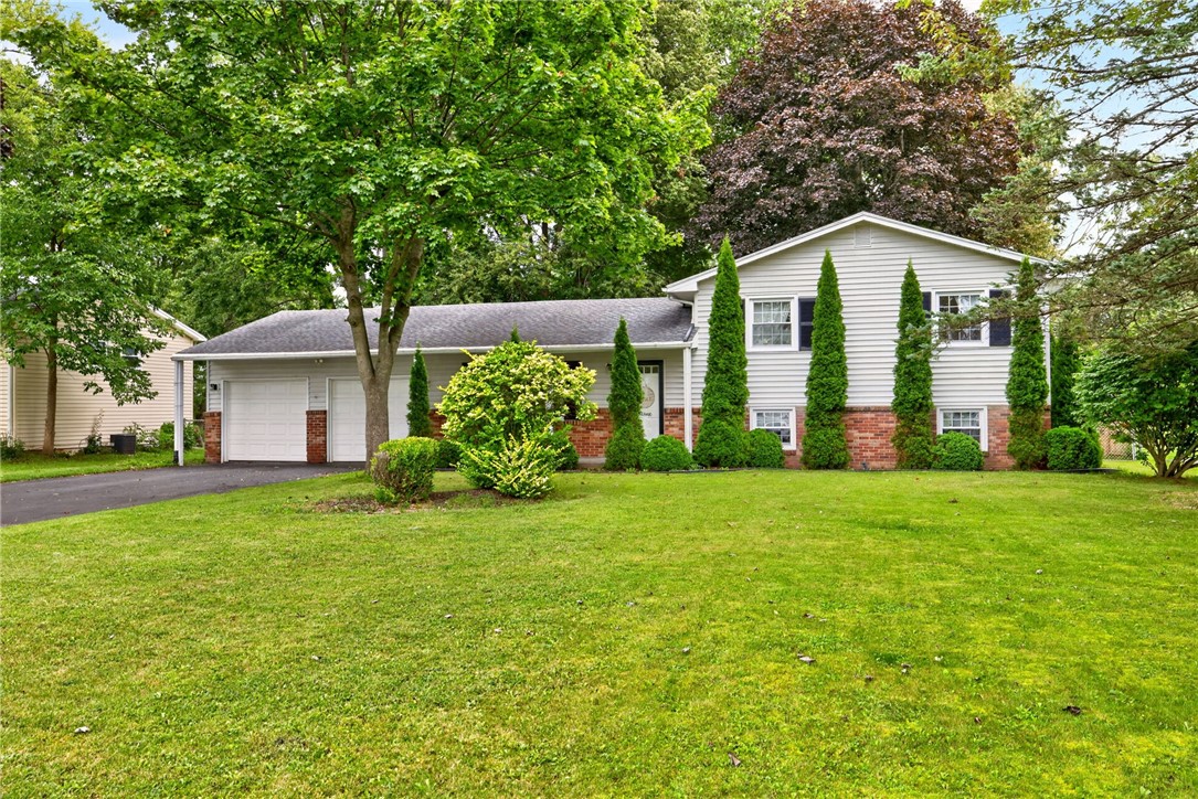 34 Evergreen Drive — photo