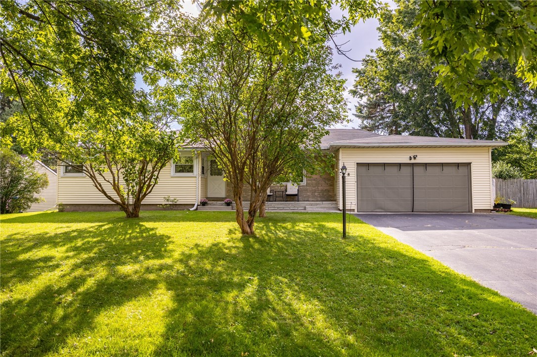 8 Twin Oak Drive — photo