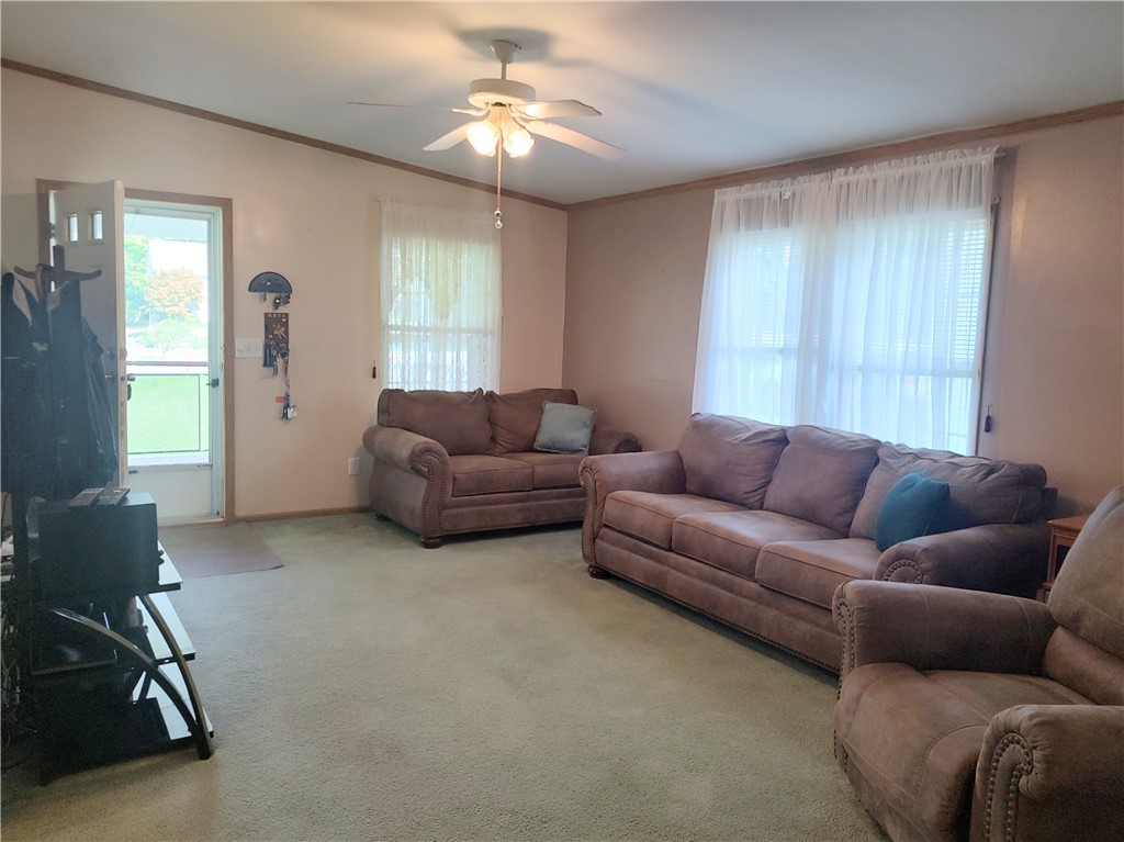 2232 East Seneca Street — photo