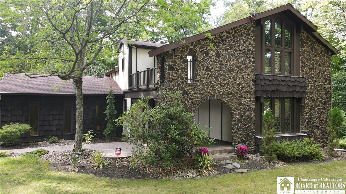 9 Stewart Avenue — photo