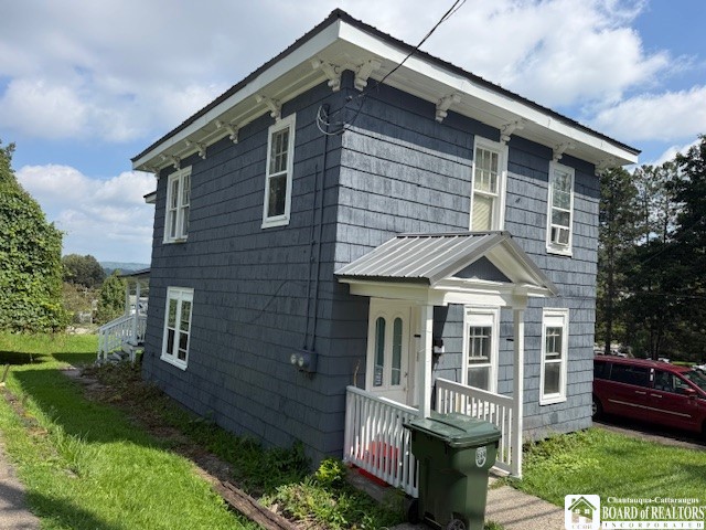 12 Newland Avenue — photo