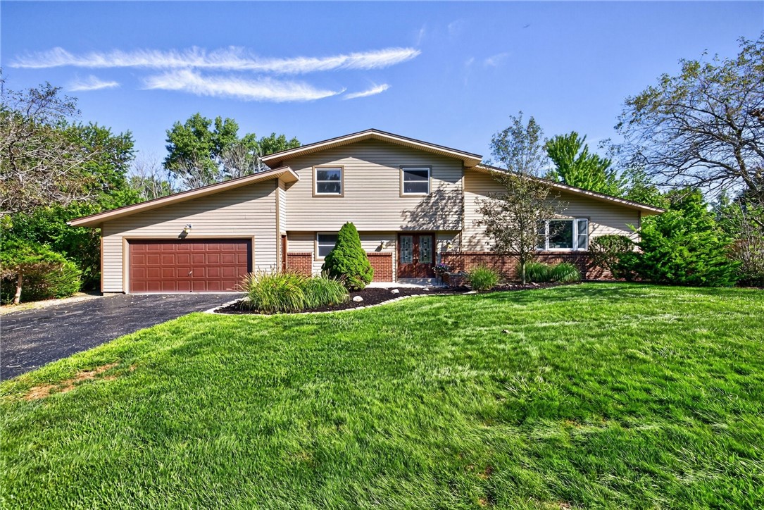 1630 Bridgeboro Drive — photo