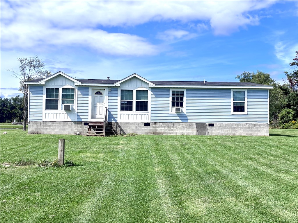 10805 Gloades Corners Road — photo