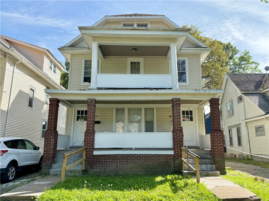 115-117 Avenue B — photo