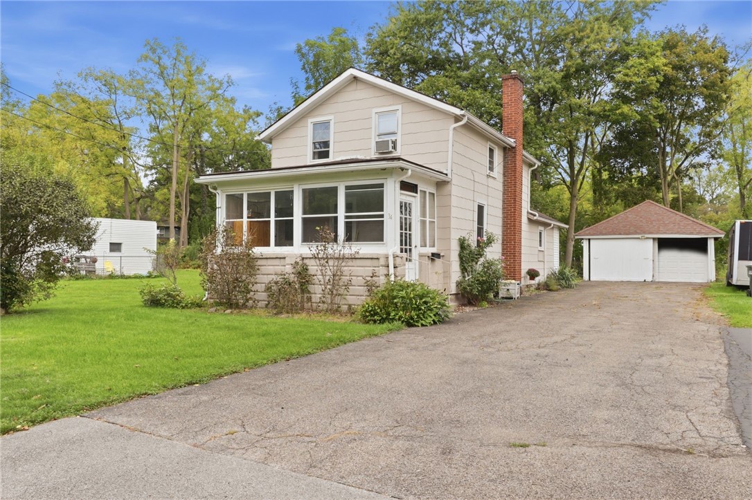 34 Scott Crescent Drive — photo