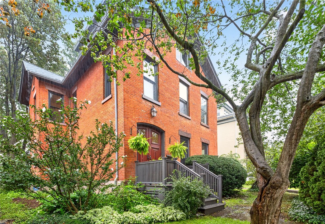 86 Adams Street — photo