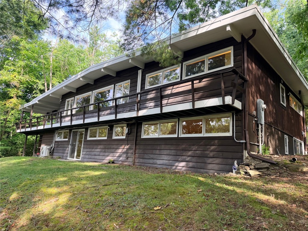 30 Hillcrest Drive — photo