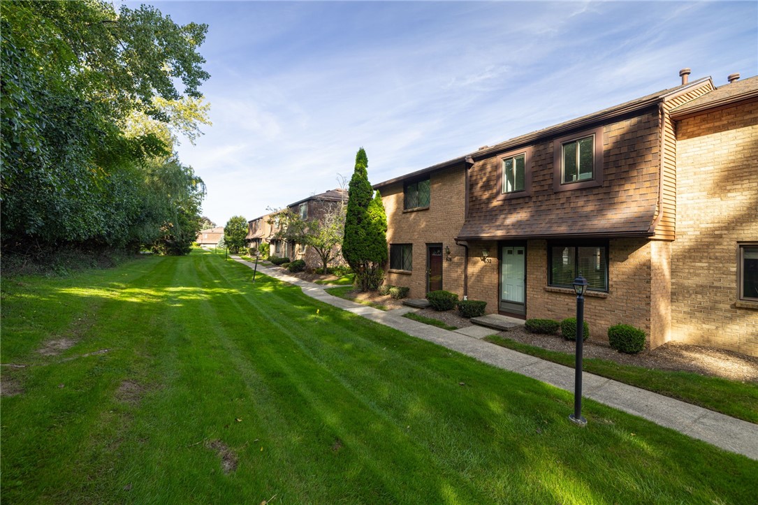 632 Surrey Hill Way — photo