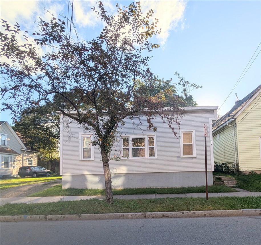 102 Carter Street — photo