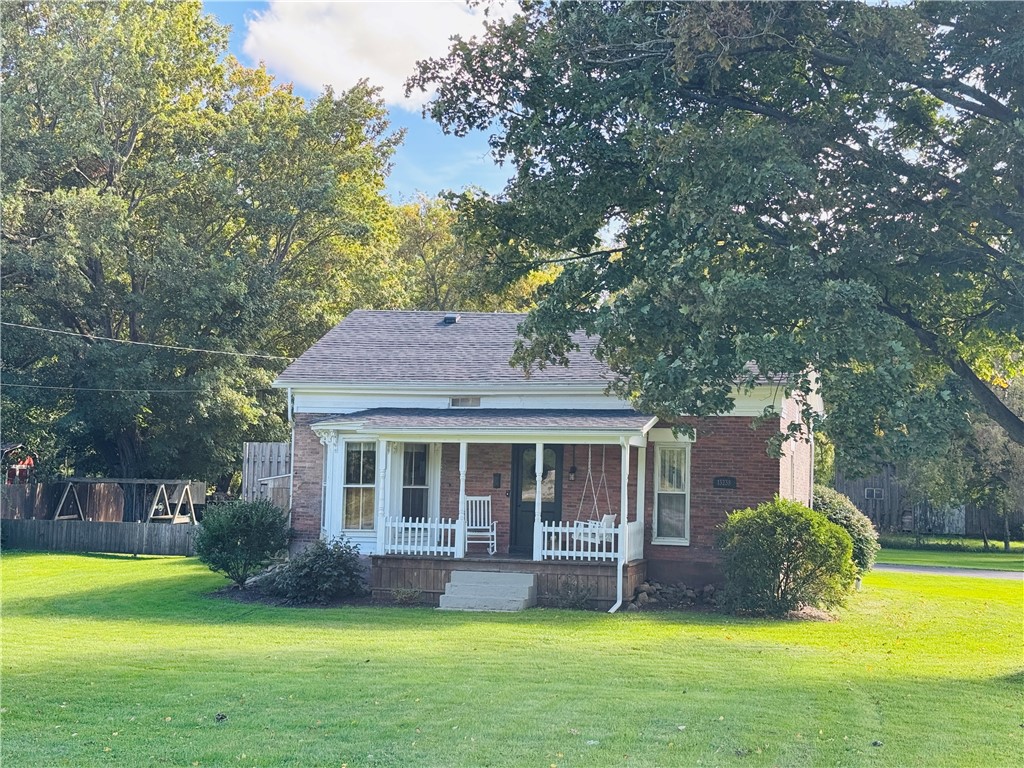 13238 Ridge Road West — photo