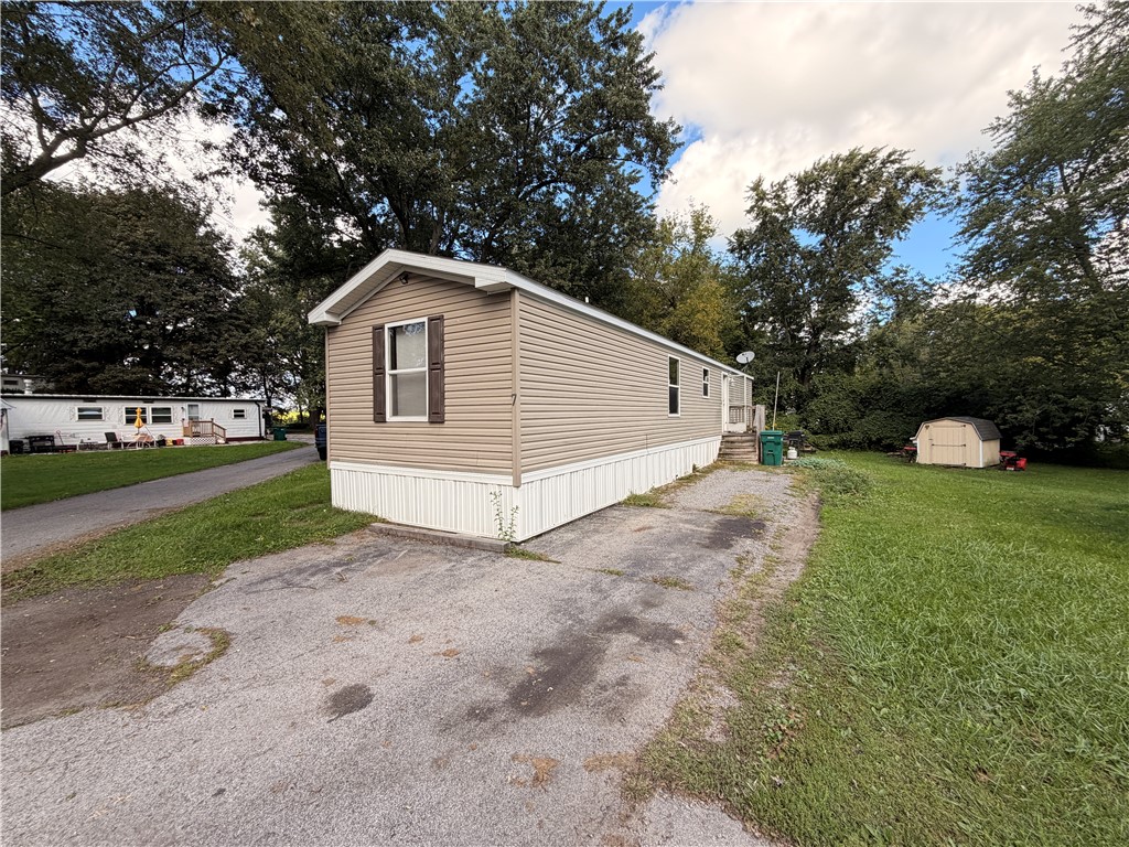 7 Crystal Lane — photo