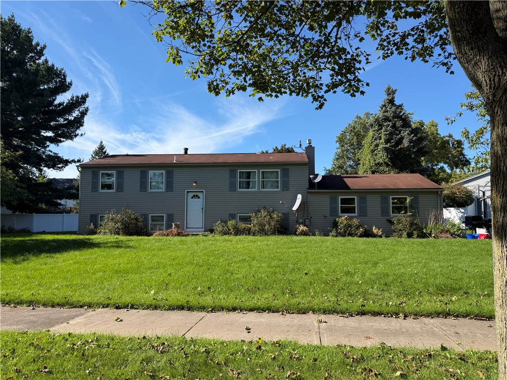 16 Klafehn Drive — photo