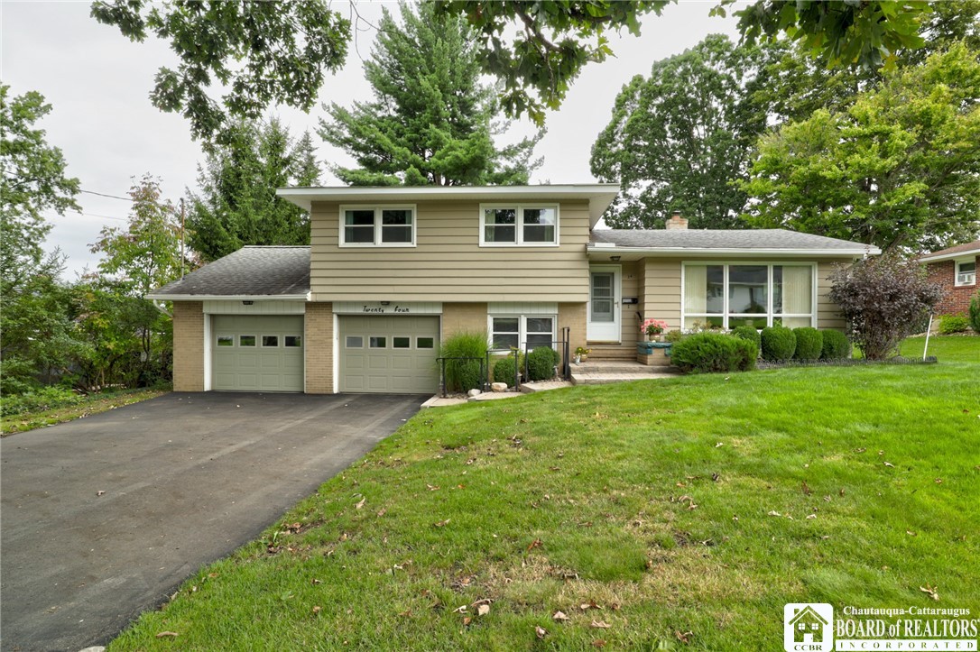 24 Hilldale Avenue — photo