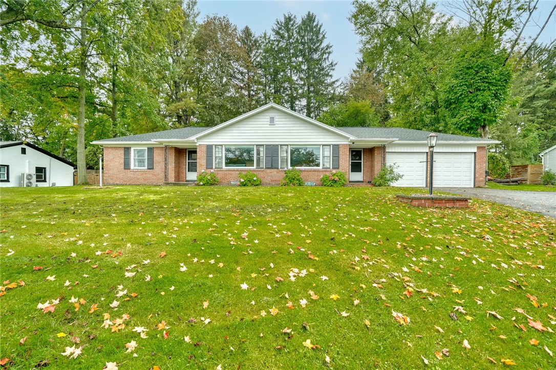255 Fairport Road — photo