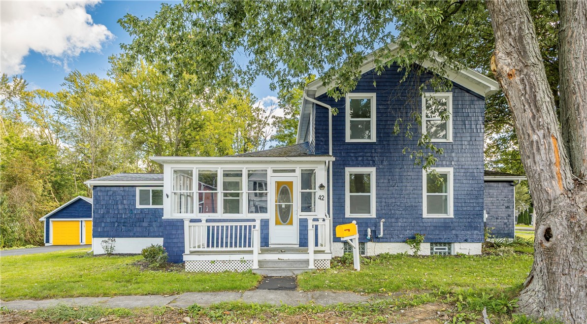 42 Walnut Street North — photo