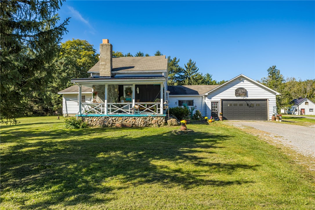 10812 Alex Darien Townline Road — photo