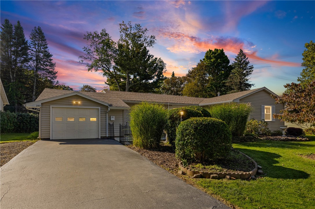 197 Willowen Drive — photo