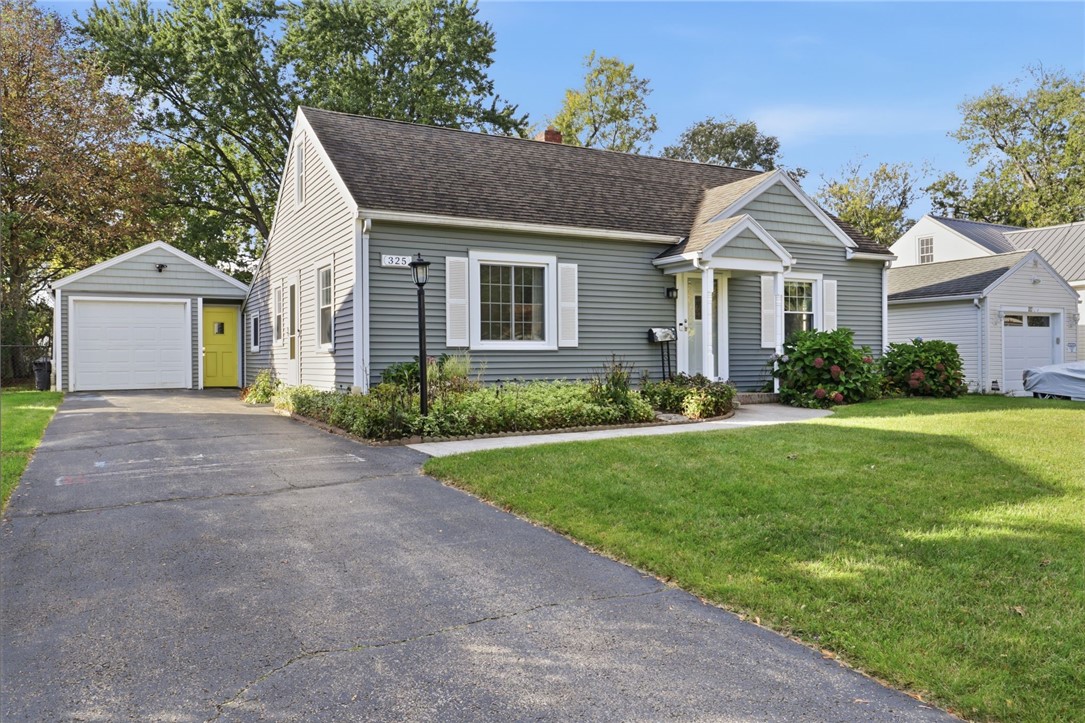 325 Brandon Rd — photo