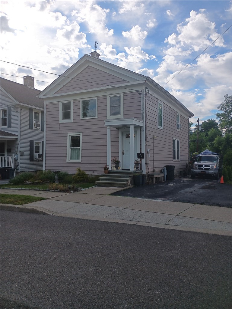 15 River Street — photo