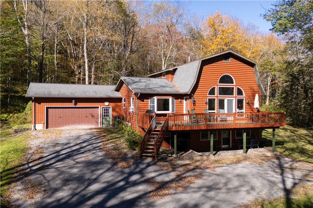 185 Golf Course Road — photo