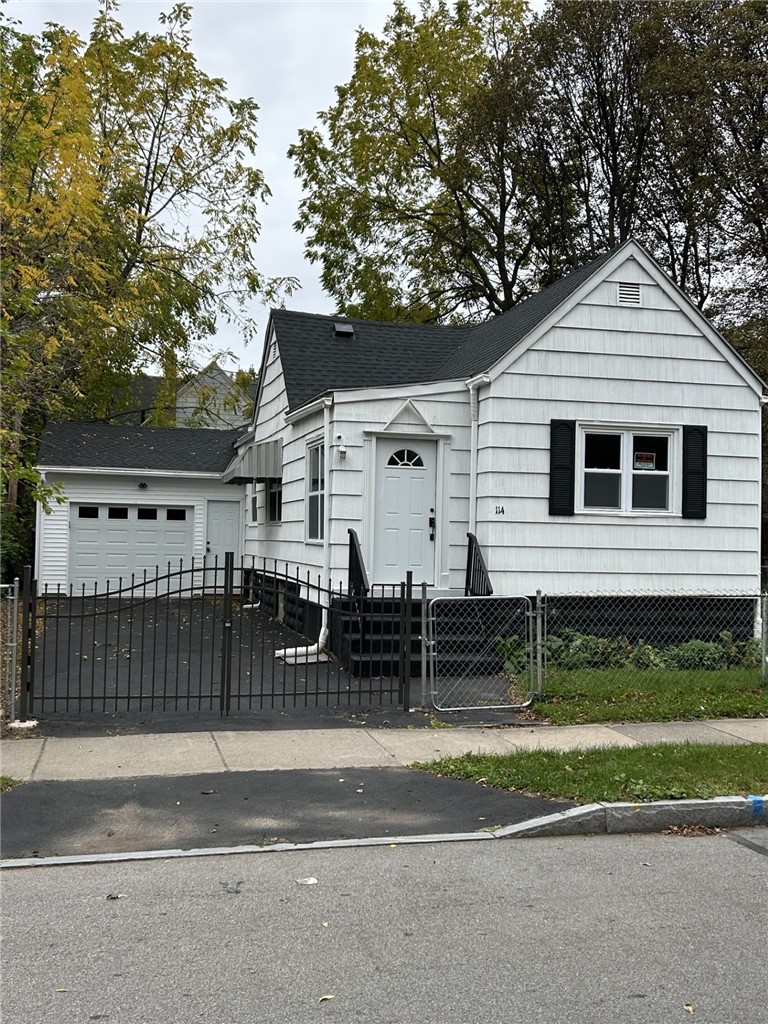 114 Glendale Park — photo