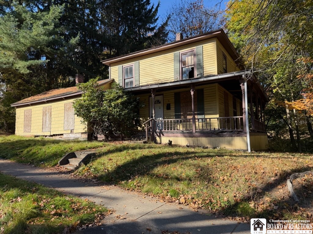 76 Barrett Avenue — photo