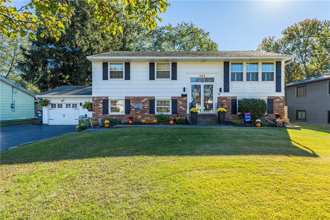 262 Yarkerdale Drive — photo