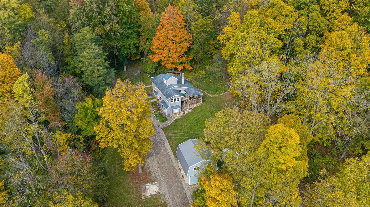1728 Hydesville Road — photo