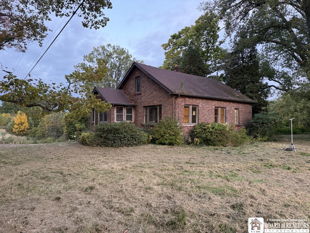 9411 East Lake Road — photo