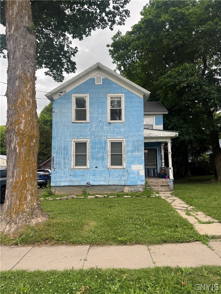 606 Lansing Street — photo