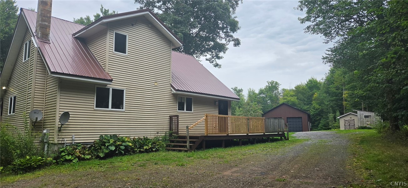 8390 Halstead Road — photo